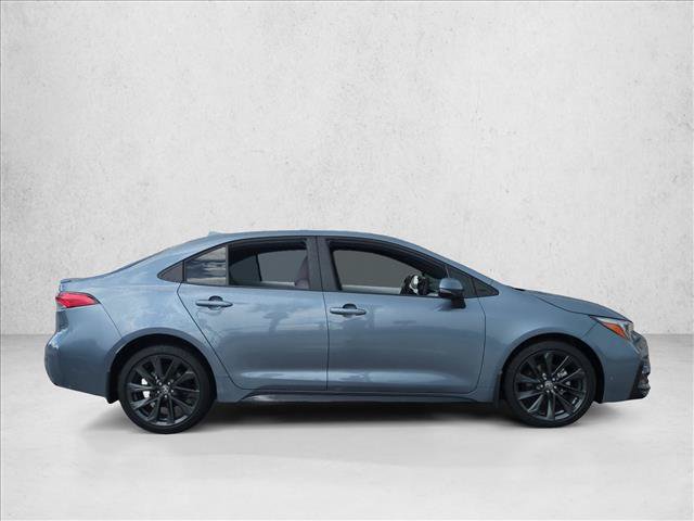 Certified 2025 Toyota Corolla SE FWD image 4