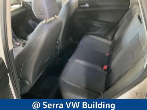 Certified 2025 Volkswagen Taos SE AWD/4WD image 28