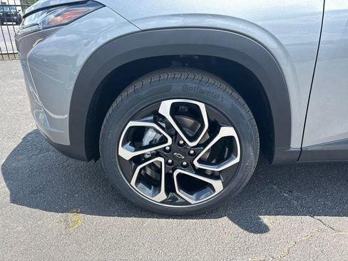New 2026 Chevrolet Trax RS FWD image 12