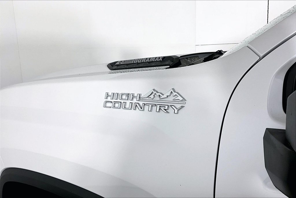 Used 2021 Chevrolet Silverado 3500 High Country AWD/4WD image 24