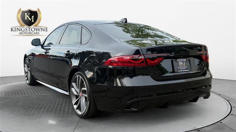 Used 2022 Jaguar XF R-Dynamic SE AWD/4WD image 3