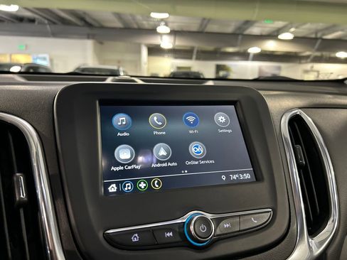 Used 2019 Chevrolet Equinox LT FWD image 16