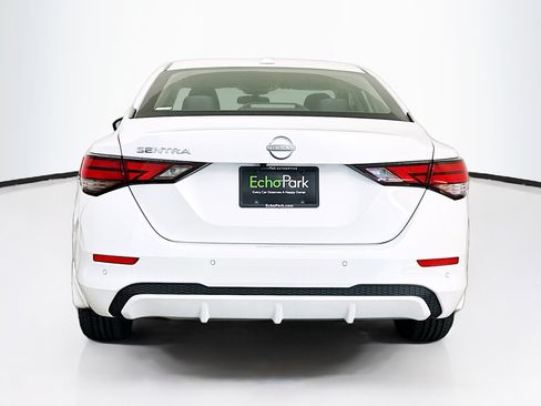 Used 2025 Nissan Sentra SV w/ All-Weather Package FWD image 7