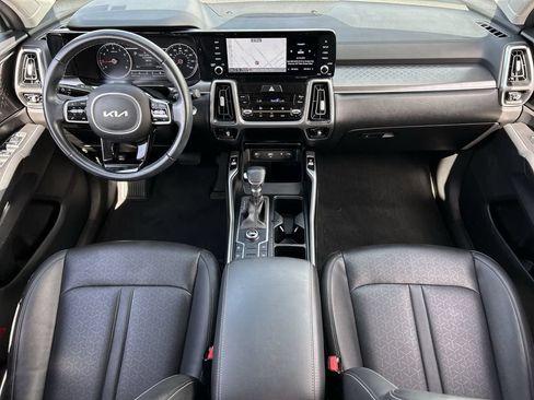 Used 2023 Kia Sorento S FWD image 20