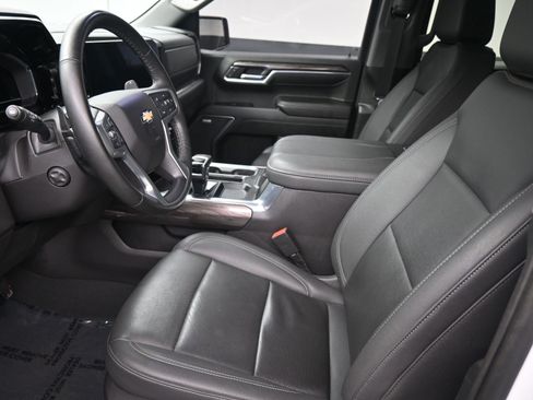 Certified 2023 Chevrolet Silverado 1500 LTZ w/ LTZ Convenience Package II image 15