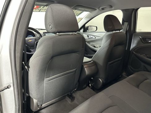 Used 2017 Chevrolet Malibu LS image 24