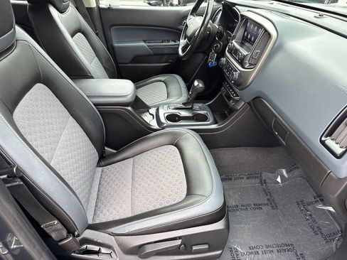 Used 2020 Chevrolet Colorado Z71 RWD image 13