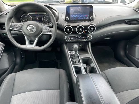 Certified 2023 Nissan Sentra SV FWD image 11
