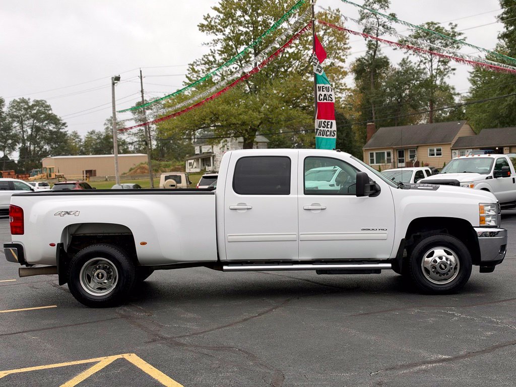 Used 2014 Chevrolet Silverado 3500 LTZ w/ LTZ Plus Package AWD/4WD image 5