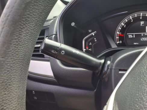 Used 2018 Honda CR-V LX image 16