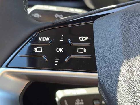 Used 2025 Audi Q5 Premium Plus w/ Premium Plus image 17