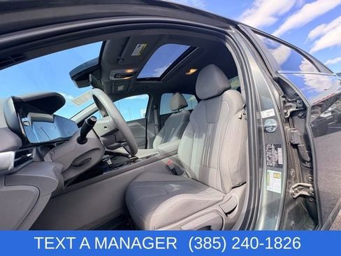 Used 2024 Hyundai Elantra SEL w/ Convenience Package image 23