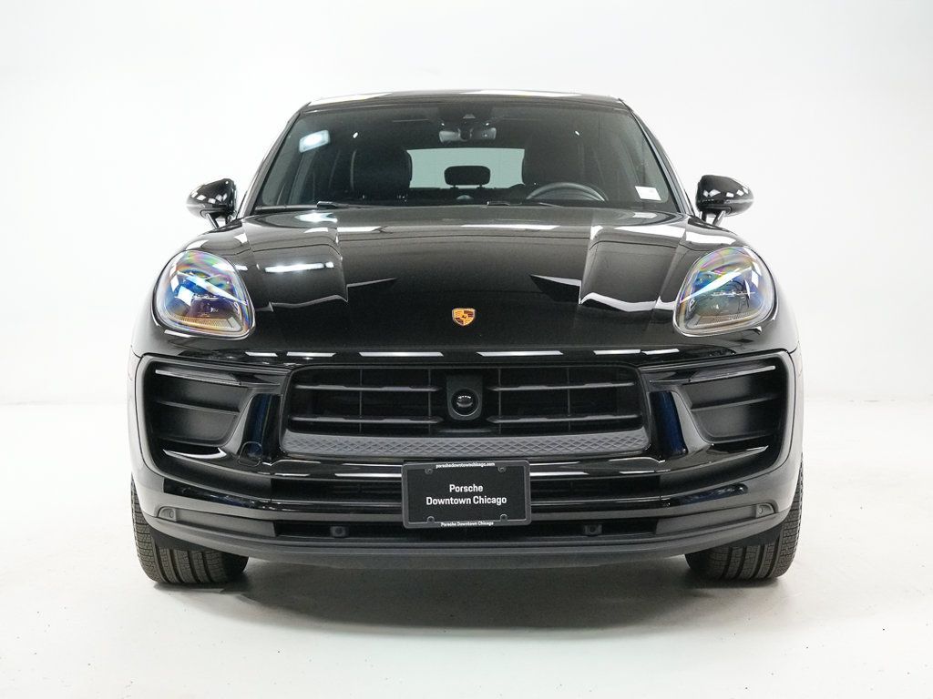Used 2026 Porsche Macan AWD/4WD image 6