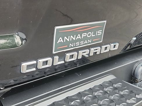 Used 2023 Chevrolet Colorado Z71 w/ Z71 Convenience Package 2 AWD/4WD image 30