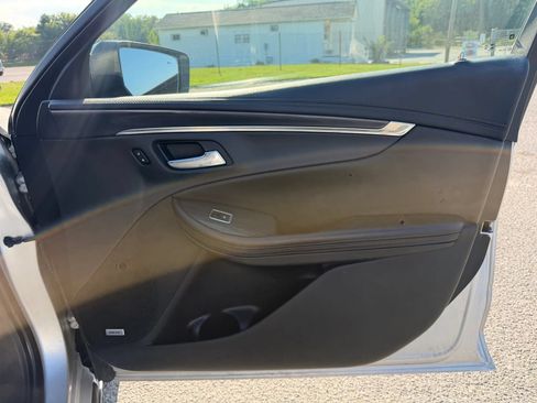 Used 2020 Chevrolet Impala Premier FWD image 13