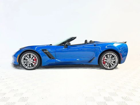 Used 2015 Chevrolet Corvette Z06 w/ 3LZ Preferred Equipment Group RWD image 1