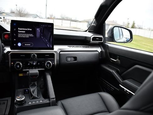 Used 2024 Toyota Tacoma TRD Off-Road w/ TRD Off Road Premium Package image 29