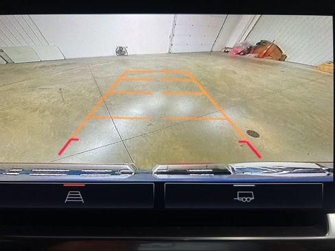 Certified 2024 GMC Sierra 1500 Elevation image 17