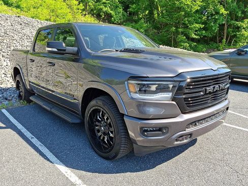 Used 2022 RAM 1500 Laramie AWD/4WD image 1