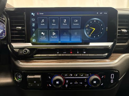 Certified 2025 Chevrolet Silverado 2500 LT w/ Convenience Package image 24