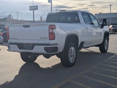 Used 2021 Chevrolet Silverado 2500 High Country w/ Z71 Off-Road Package image 6