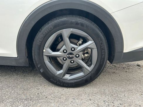 Used 2025 Kia K4 FWD image 24