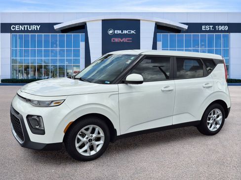 Used 2022 Kia Soul LX w/ Technology Package FWD image 8