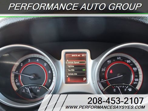 Used 2018 Dodge Journey SE image 21