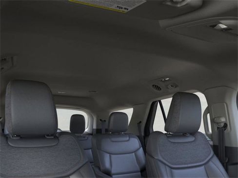New 2026 Ford Explorer Active w/ Active Comfort Package image 22