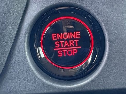 New 2025 Honda Pilot Touring image 22