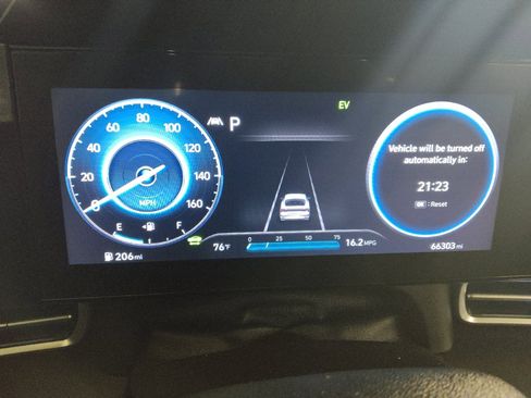 Used 2023 Hyundai Elantra Limited FWD image 23