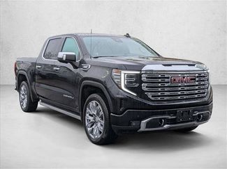 Used 2024 GMC Sierra 1500 Denali w/ Denali Reserve Package AWD/4WD video 3