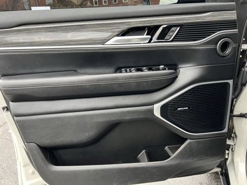 Used 2022 Jeep Wagoneer Series II w/ Convenience Group I image 8