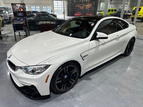Used 2015 BMW M4 Coupe RWD image 10