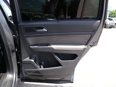 Used 2021 Volkswagen Atlas SEL AWD/4WD image 20