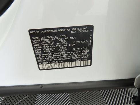 New 2026 Volkswagen Atlas Peak Edition image 32