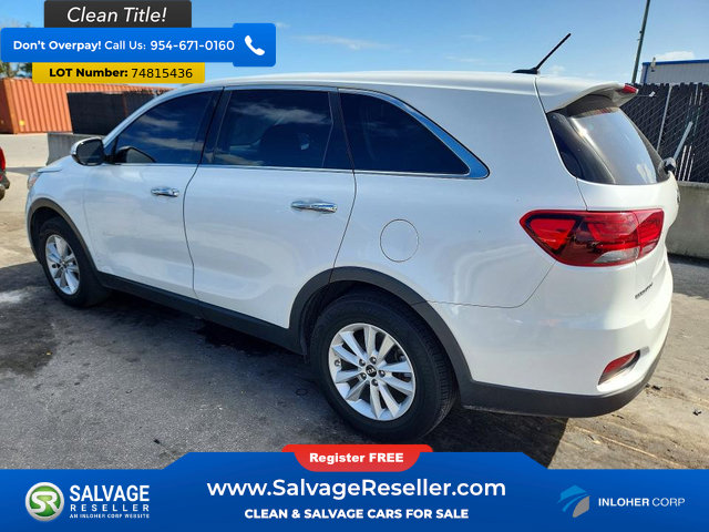 Used 2020 Kia Sorento FWD V6 image 3