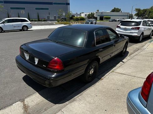 Used 2009 Ford Crown Victoria Police Interceptor image 5