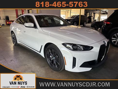 Used 2025 BMW i4 eDrive40 w/ Parking Assistance Package RWD image 1