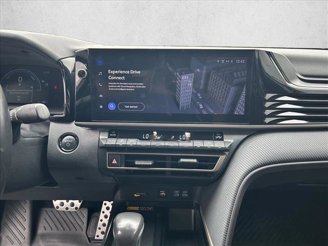 Used 2025 Toyota Camry SE w/ Multimedia Upgrade Package FWD image 17