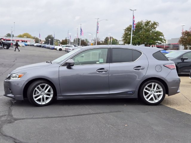Used 2017 Lexus CT 200h FWD image 7