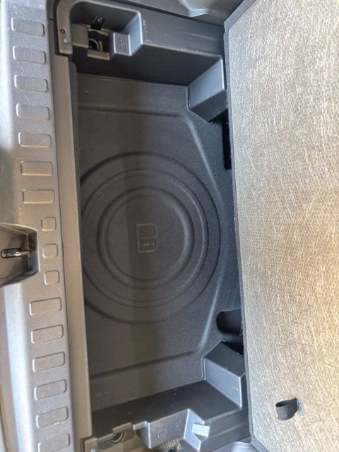 Used 2019 Chevrolet Equinox Premier FWD image 39