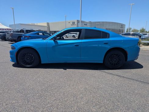 Used 2023 Dodge Charger SXT w/ Cold Weather Package RWD image 3
