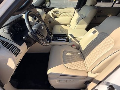 Used 2024 INFINITI QX80 Sensory AWD/4WD image 11