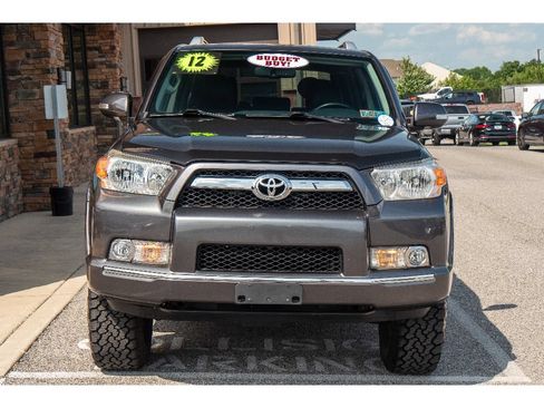 Used 2012 Toyota 4Runner SR5 w/ Premium Pkg AWD/4WD image 8