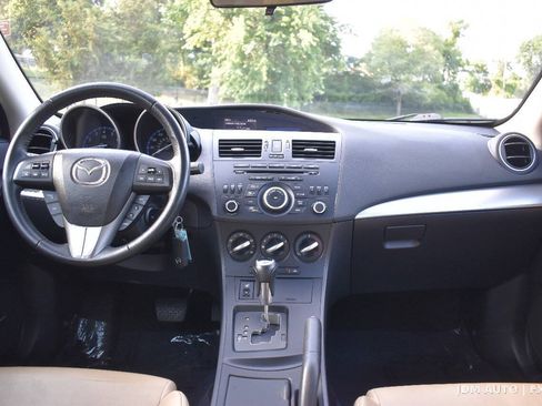 Used 2012 MAZDA MAZDA3 i Grand Touring w/ Tech Pkg FWD image 18