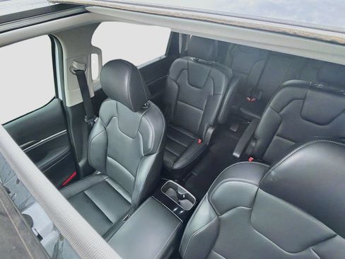 Used 2025 Kia Telluride S AWD/4WD image 27