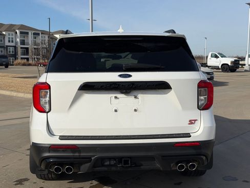 Used 2023 Ford Explorer ST w/ ST Street Pack image 6