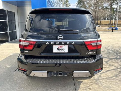 Used 2022 Nissan Armada Platinum w/ Captain's Chairs Package RWD image 5
