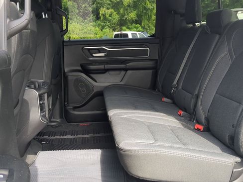 Used 2019 RAM 1500 Big Horn AWD/4WD image 21